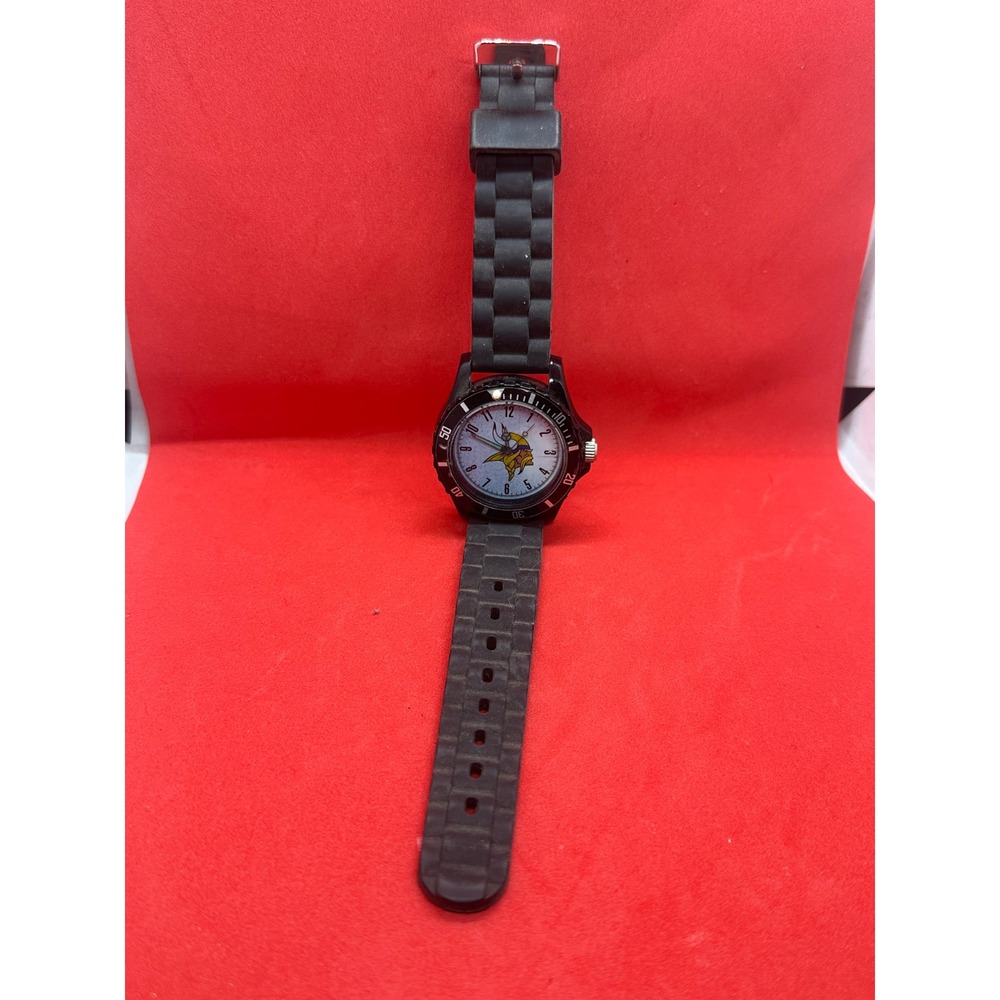 Game Time NFL Minnesota Vikings Watch Black Silicone Strap Sports Fan Timepiece